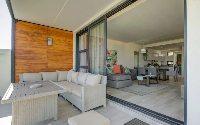 UniqueStay Paardevlei Square Apartment - Adults Only