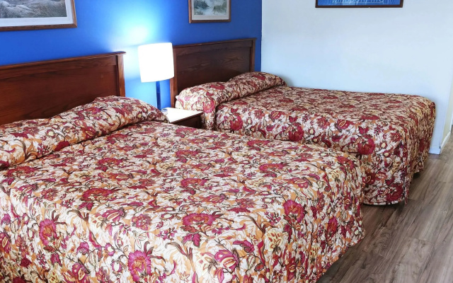 Hampton Motor Inn