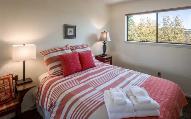Remember the Alamo - Three Bedroom Cabin