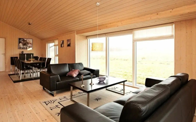 Spacious Holiday Home at Rodby With Whirlpool