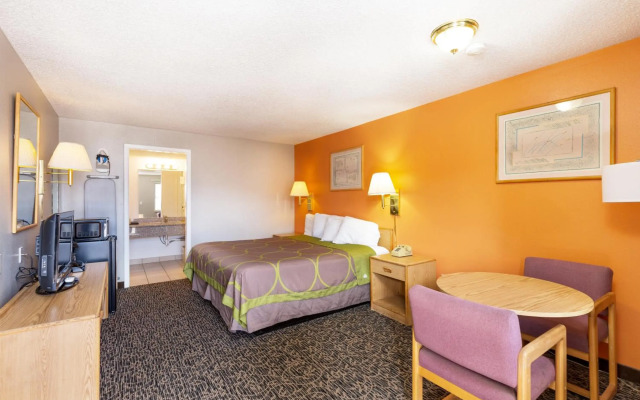 Cedar Valley Inn