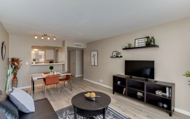 Camelback House 1 Bedroom 1 Bathroom Condo