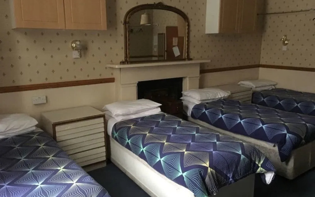 Dean Court Hotel