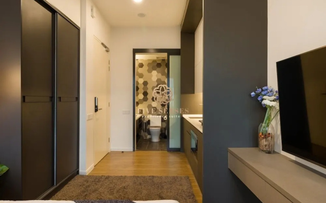 Ceylonz Suite by Five Senses