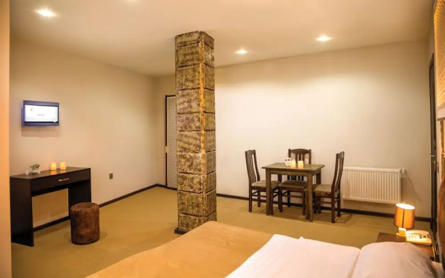 Twin Castle Boutique Hotel