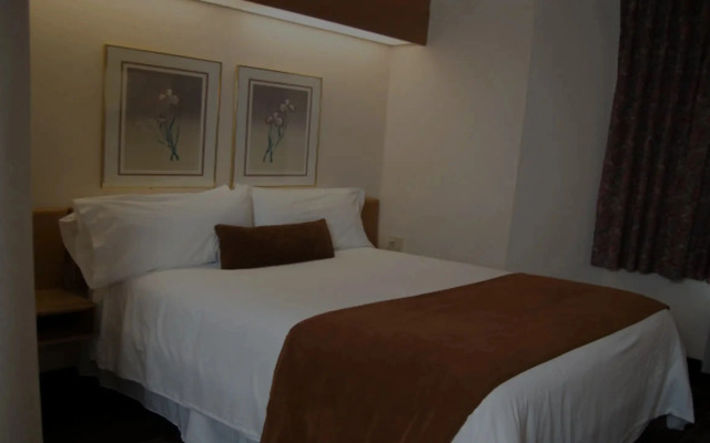 Slumber Inn