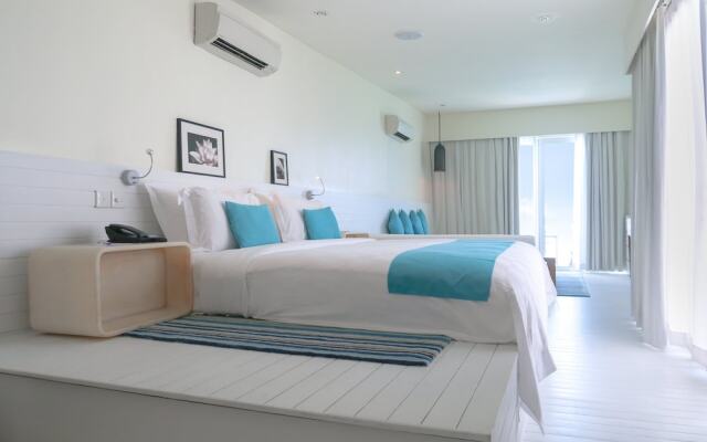 Отель Holiday Inn Resort Kandooma Maldives вид на фасад