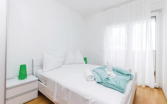 Awesome Home in Crikvenica With Wifi and 2 Bedrooms