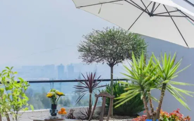 Jingye Mountainside Homestay