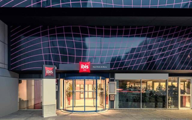Отель ibis Paris Porte De Bercy Франция, Шарантон-ле-Пон - 1 отзыв об отеле, цены и фото номеров - забронировать отель ibis Paris Porte De Bercy онлайн вид на фасад