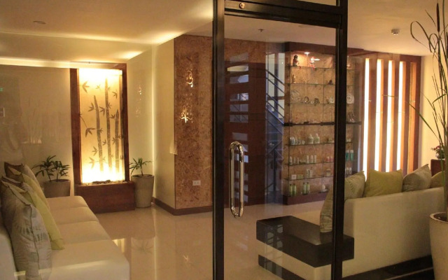 Skinetics Wellness Center Boutique Hotel