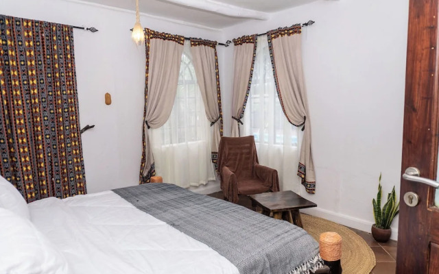 Kitunduni Lodge
