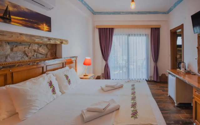 Ekinoks Otel