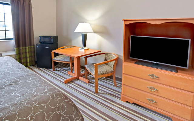 Super 8 by Wyndham South Bend