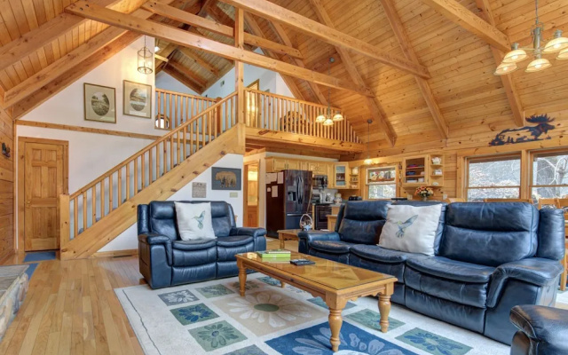 Amazing River Retreat by Jackson Mountain Rentals