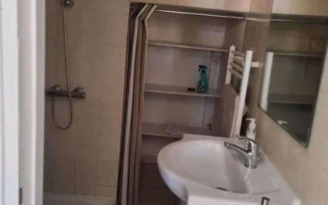 Jolie Studio 20m2 a Canet En Roussillion (Adults Only)