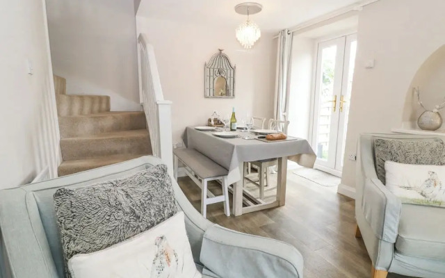 Honeysuckle Cottage