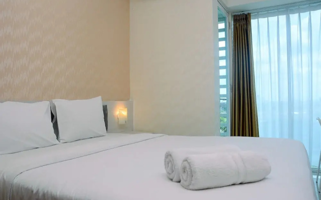 Comfy with Modern Style 1BR Grand Kamala Lagoon Apartment