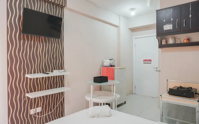 Comfy Studio Green Pramuka City Apartment Near Mall