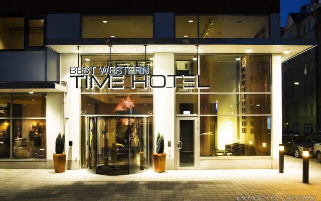 Best Western Plus Time Hotel вид на фасад