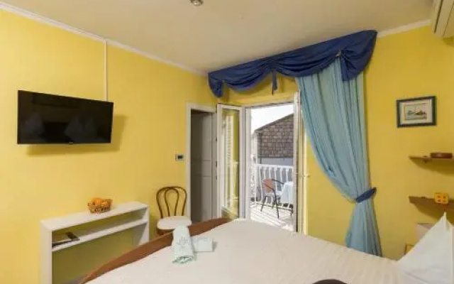 Rooms Tupina By Paulina