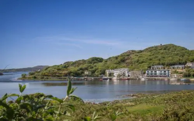 No 4 Clifden Quay