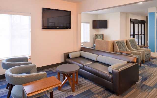 Holiday Inn Express & Suites Sioux Falls At Empire Mall by IHG