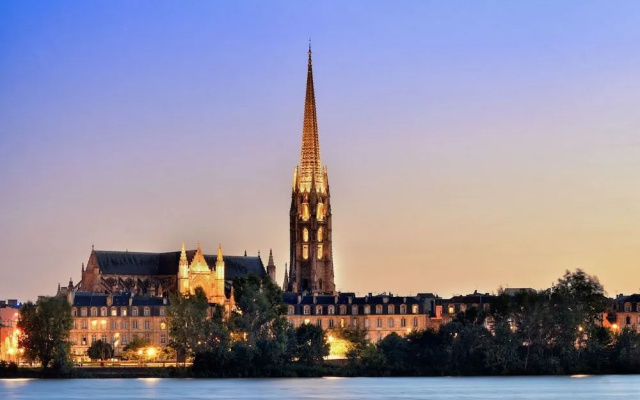 LOLA Boutique Hôtel Bordeaux Centre