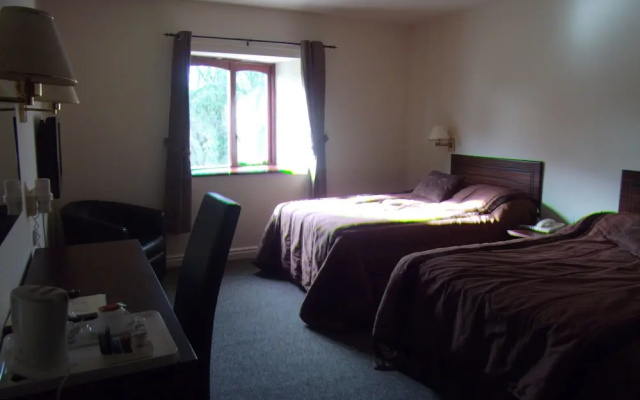 Ravensdene Lodge