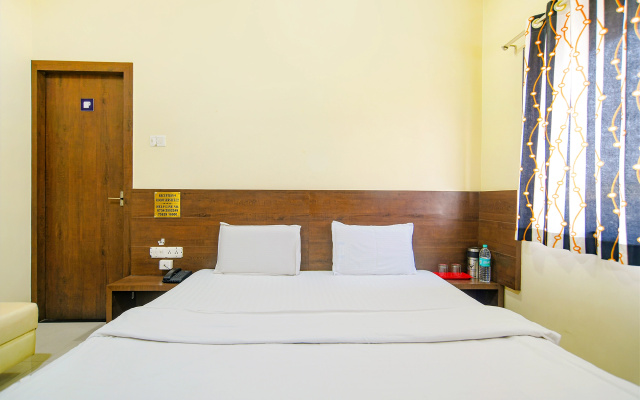 Fabhotel Satyug