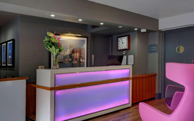 Heywood House Hotel