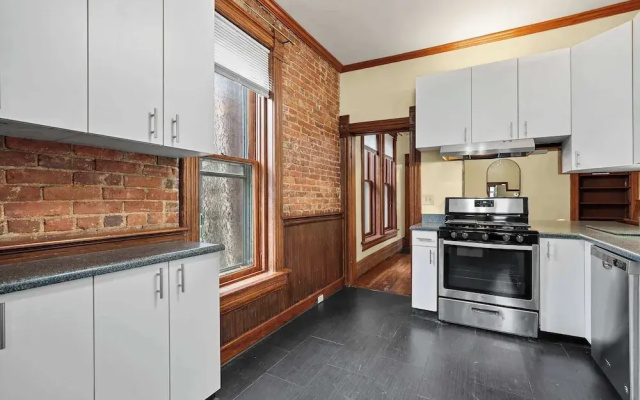 Vino & Vibes Villa Sleeps 6!