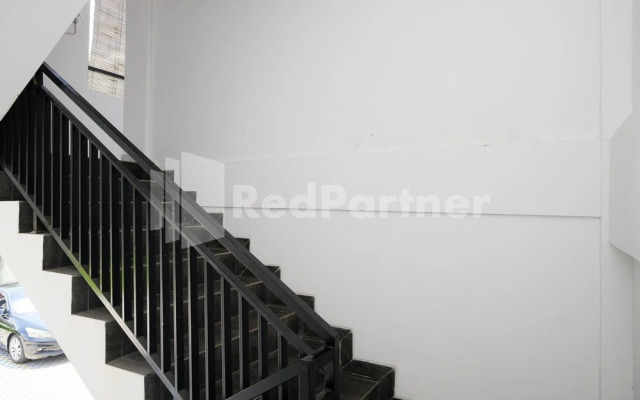 Tentram Guesthouse near Amikom Mitra RedDoorz