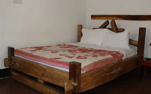 PTL Neneu Hotel