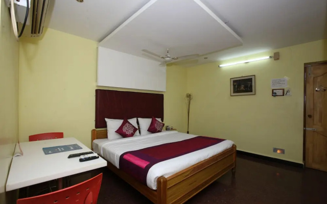 OYO 8973 Sai Ramesh Apartments