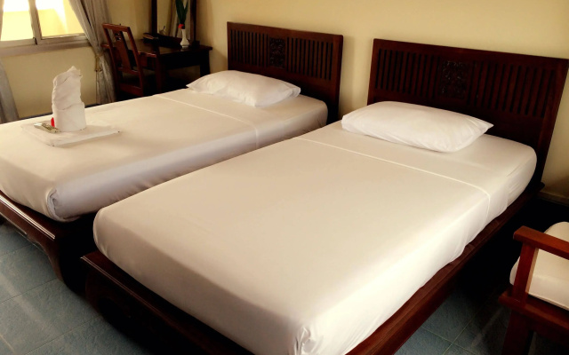 Lalco AR Hotel