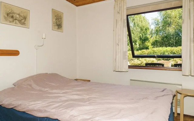 6 Person Holiday Home in Store Fuglede