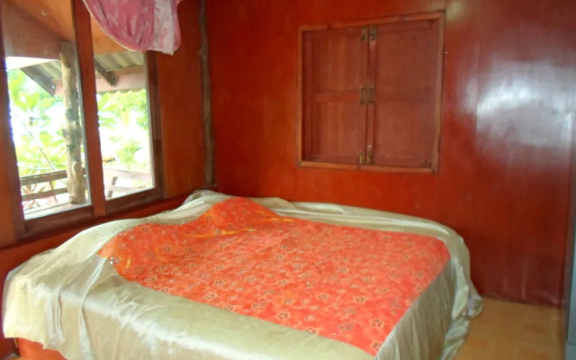 Bangrak Bungalow