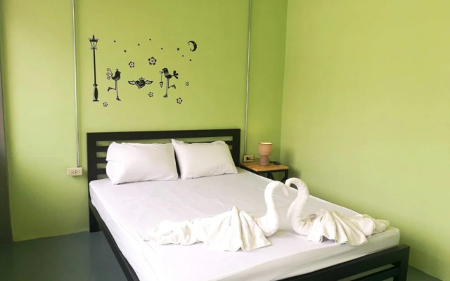 Samsen 8 Hostel