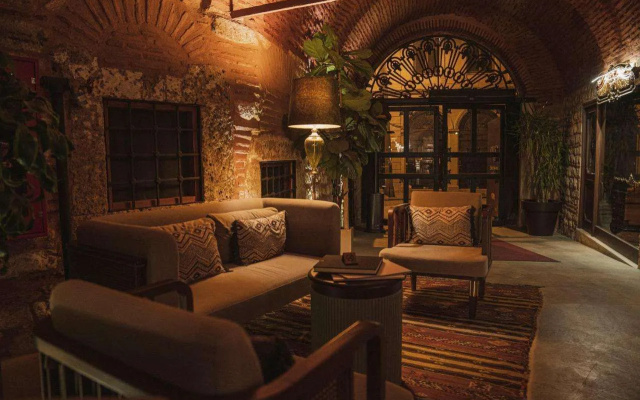 Han 1772 Hotel