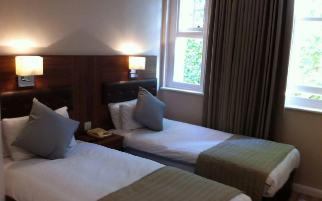 Paragon Hotel
