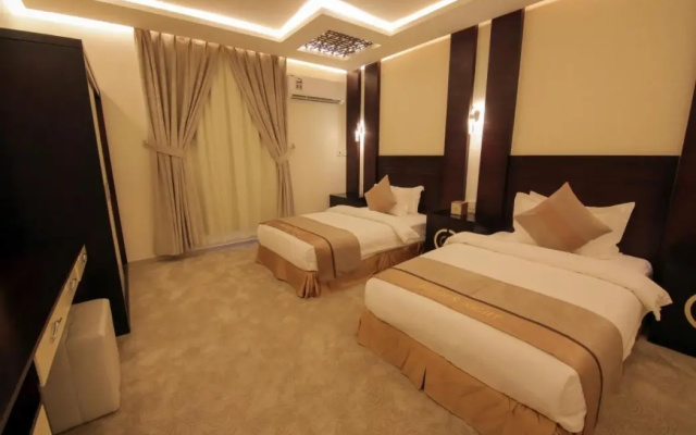 Golden Night Hotel
