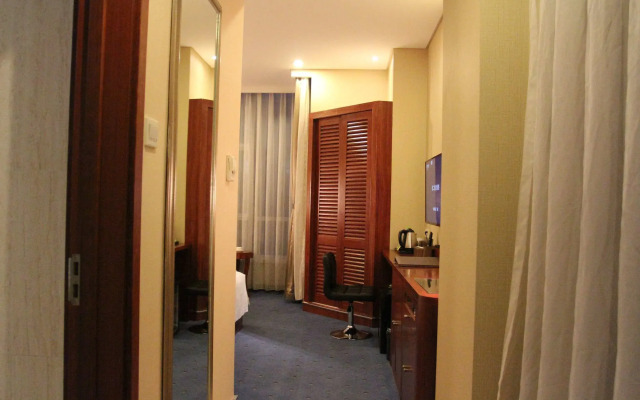 Qingdao TianRun JinWang Hotel