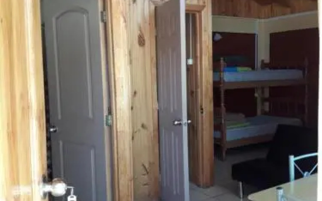 Ayunhue Turisotel