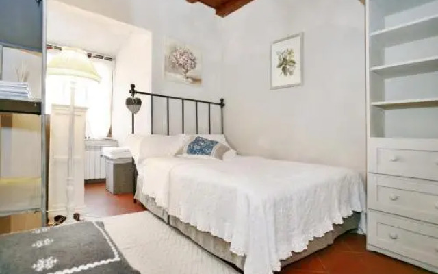 Gina Guest House