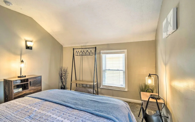 Walk to Parks & Dining: Cozy Canandaigua Home!