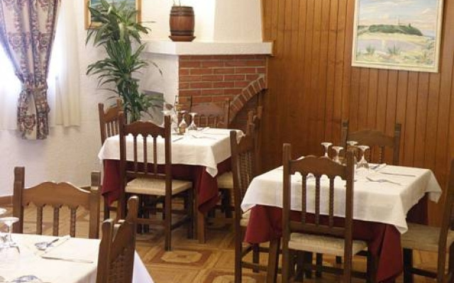 Hostal Restaurante Las Acacias