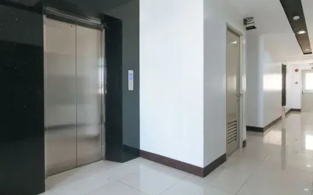 M28 Hotel and Apartments Quezon City