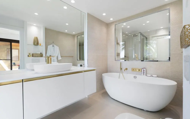 223 Le Gla Euls in Golfe Juan