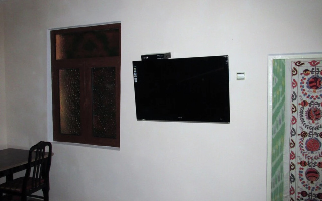 Hotel Al Bukhari B&B And Suzani Boutique